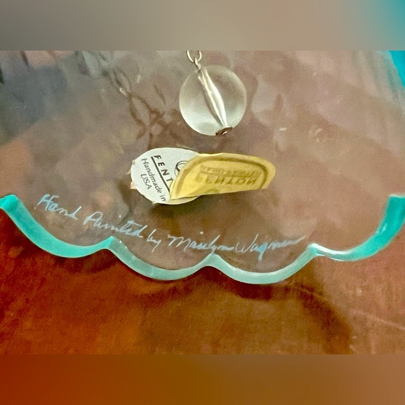 Fenton Diamond Quilted Light Blue Glass Hand Painted/Signed M. WagnerFloral Bell - Picture 5 of 7